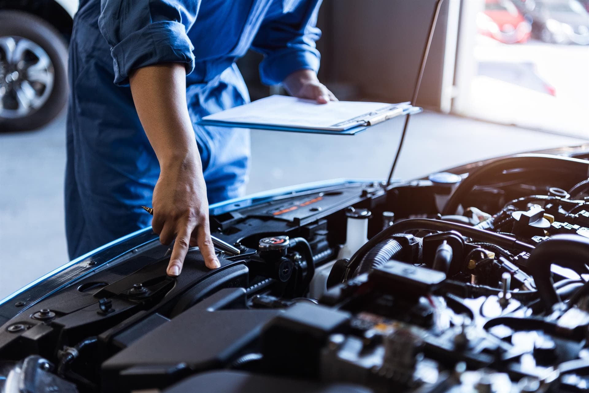 Trabajos de mecánica y electricidad del automóvil